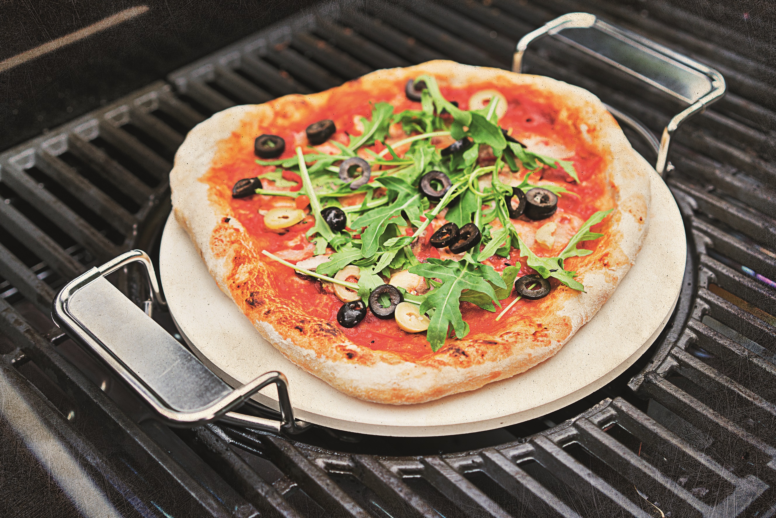 Pizza a grillen - útmutató és tippek